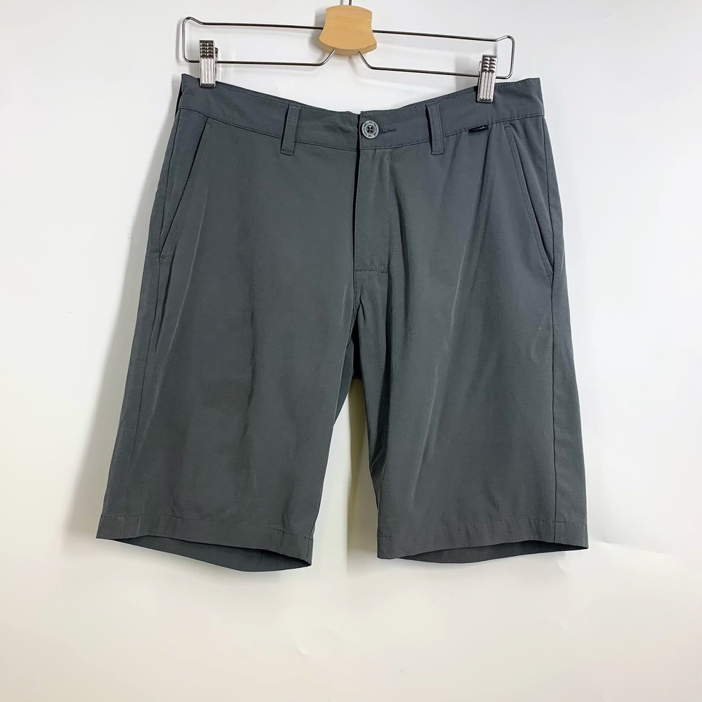 TravisMathew Mens Golf Shorts 30 Gray Polyester Blend‎ Performance Flat Front